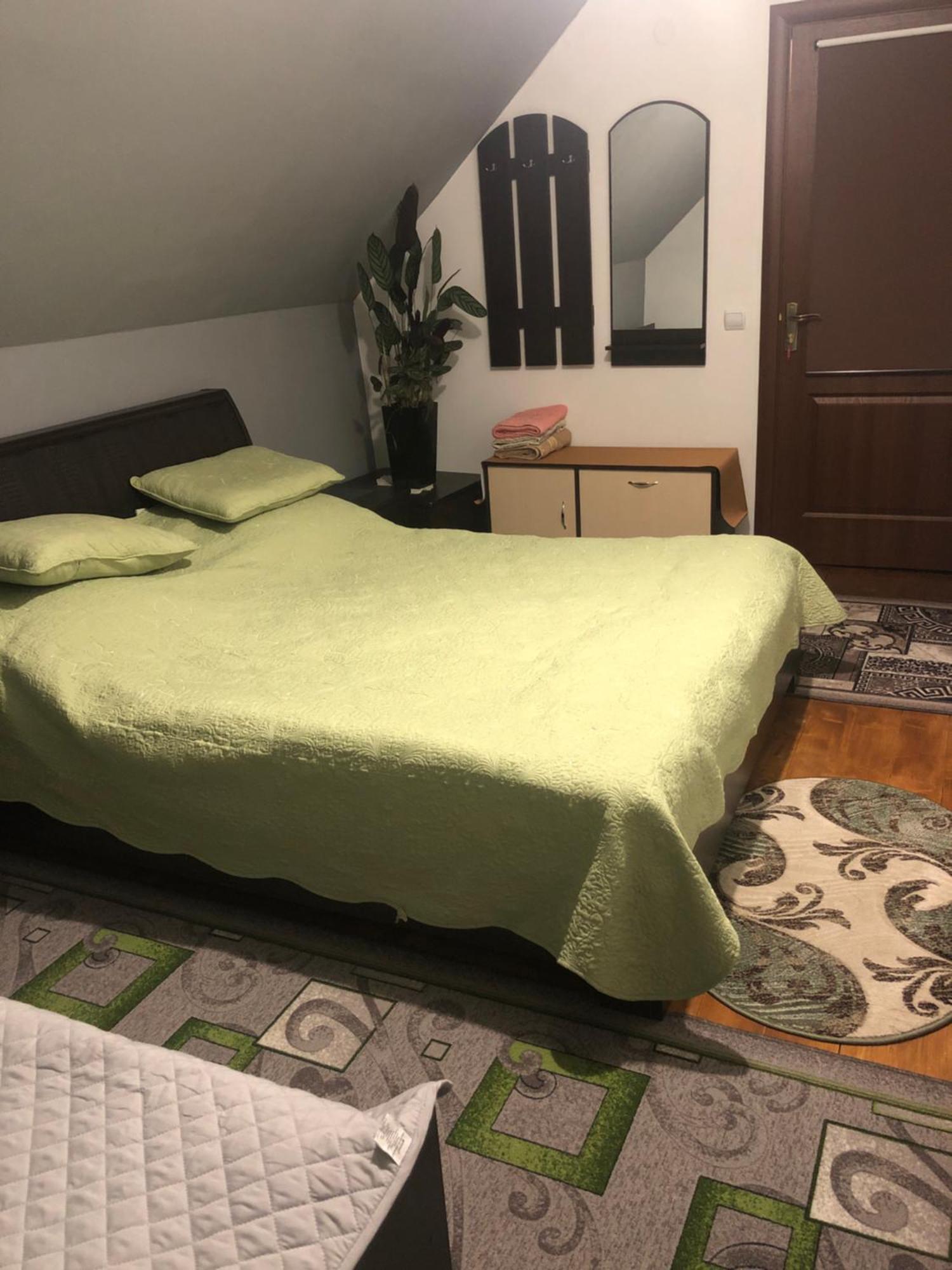 Біля Комори Pilipets Exterior foto